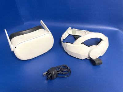 WORKING OCULUS META QUEST 2 64GB VR HEADSET KW49CM / NO CONTROLLERS