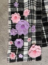 Fleece Scarf Oversized Flower Black White W/Pink Purple Flowers Buttons 60x10  