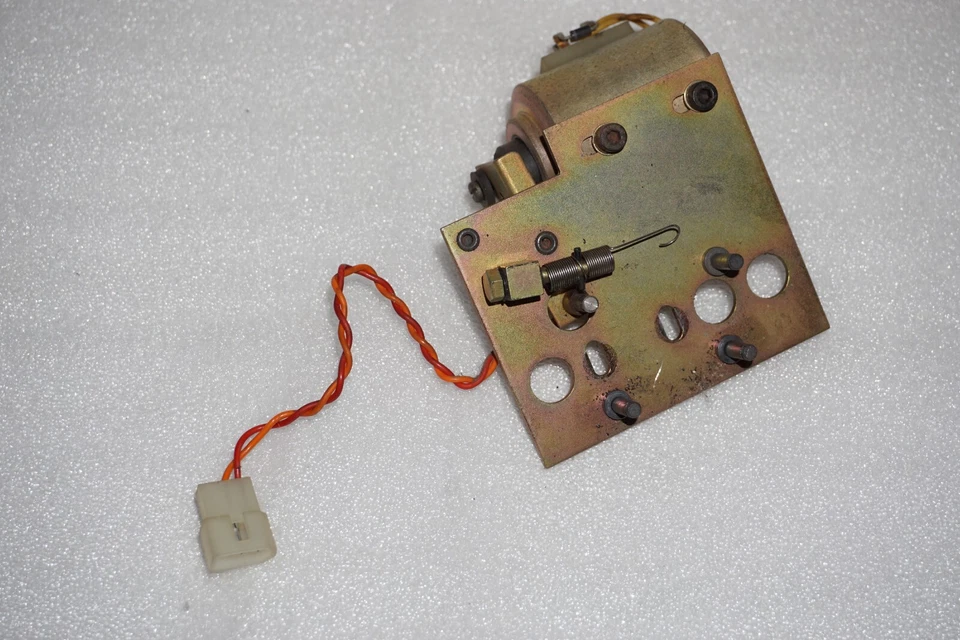 Support système de freinage droit - POUR Studer A80 VU MKII 8 voies 1" - Photo 1/1