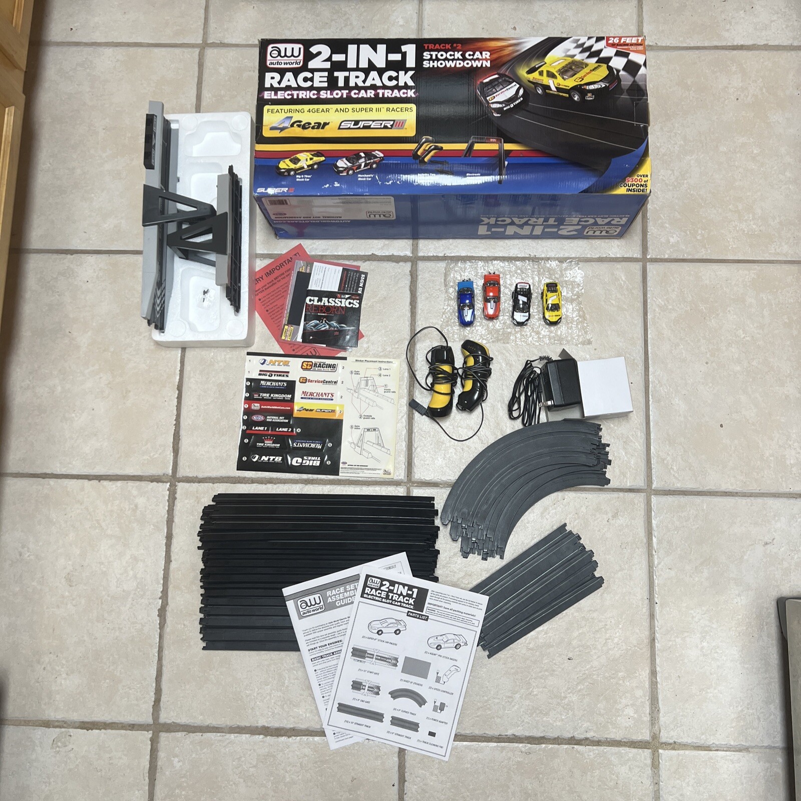 Auto World NHRA 2 in 1 Race Track Pro Racing Drag Strip Electronic Slot