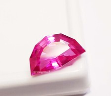 Anello con pietre preziose sciolte a forma di zaffiro rosa naturale 7,05 CT