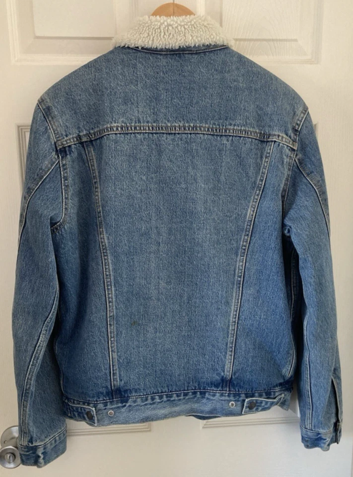 Levi's Sherpa Trucker Jacket, photo 2 of 5