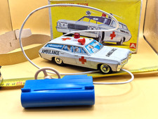 Vintage Ichiko Japan Ambulance Wagon Remote Control Tin Toy Car Working 20cm 7.9