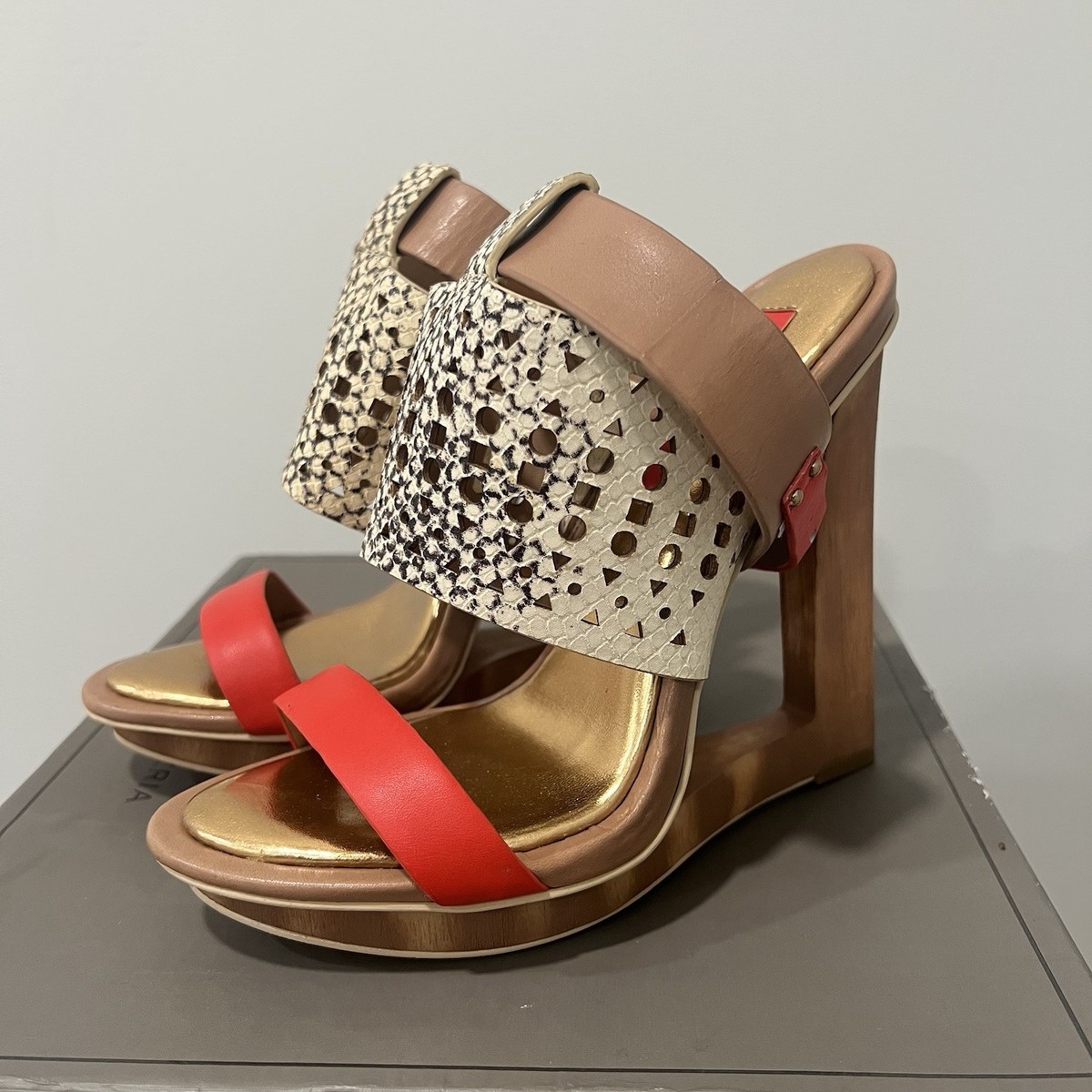 BCBGMAXAZRIA MA-METEUR Heels Size 6.5 | eBay