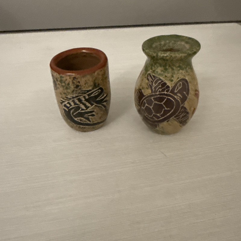 Vintage Miniature Handpainted Turtle Iguana Vases Pottery Tourist Unmarked