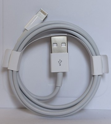 Genuine Apple MD818AMA 1M Lightning to USB Cable - White