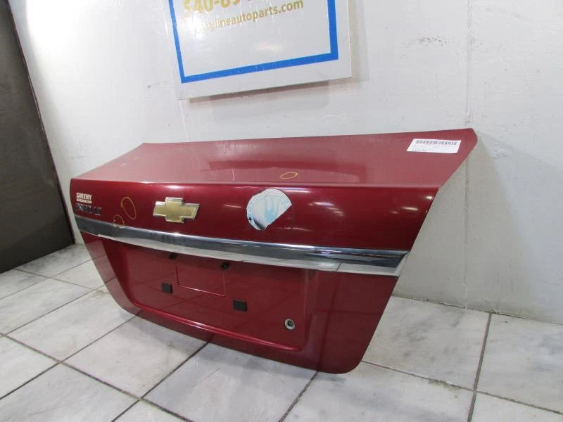 07 08 09 10 11 PUERTA TAPA MALETERO CHEVY AVEO Foto 2 de 4