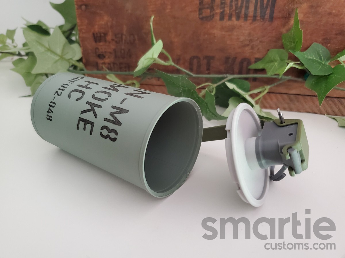 DUMMY AN-M8 HC Smoke Grenade - Accurate Size Plastic Replica