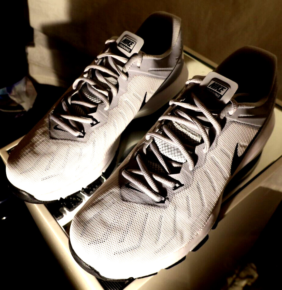 nike 819004 100