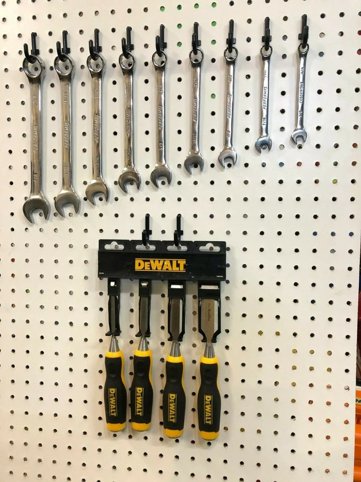 Ganchos de plástico para clavijas Ganchos en J para tableros de clavijas 100 piezas HECHO EN EE. UU. Foto 4 de 4