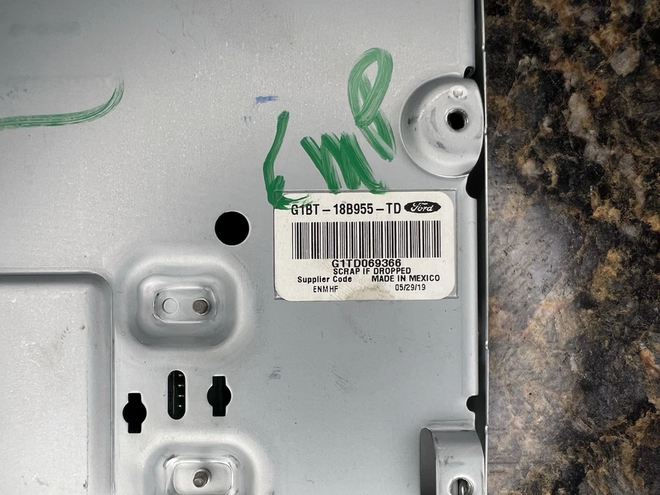 Ford Fiesta 2016 2017 2018 2019 pantalla de información OEM Foto 3 de 3