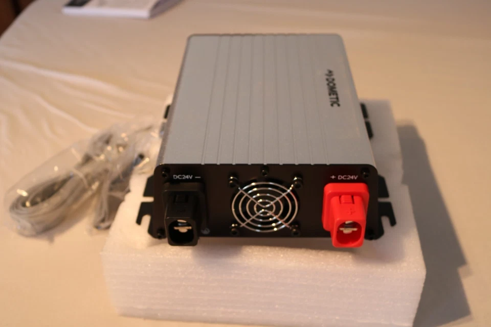 dometic dsp 1024 sinepower Spannungswandler Wechselrichter - Bild 2 von 4