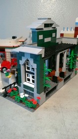 Lego 10184 50 Year Town Plan with Box And Certificate Letter 