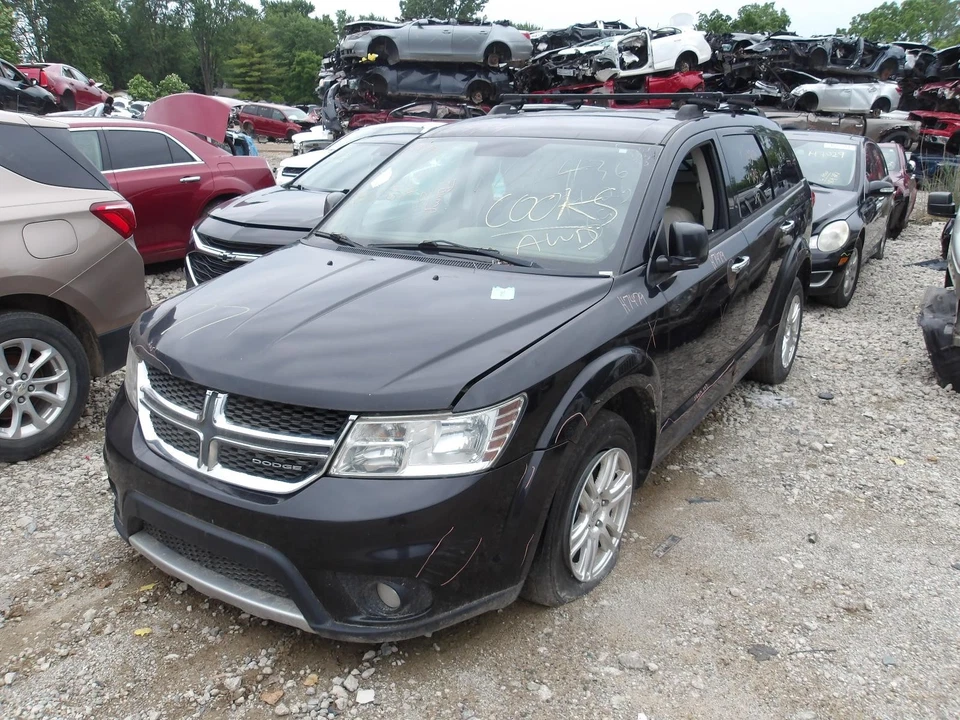 Used Windshield Wiper Motor fits: 2011 Dodge Journey includes linkage Grade A - Image 2 of 4