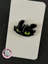 Epic Universe Come Addestrare il Tuo Drago Tanti Volti Di Mistero Sdentato Spilla D