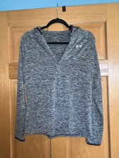 Under Armour Women  s Size Small Hooded Pullover Long Sleeve Vneck Top