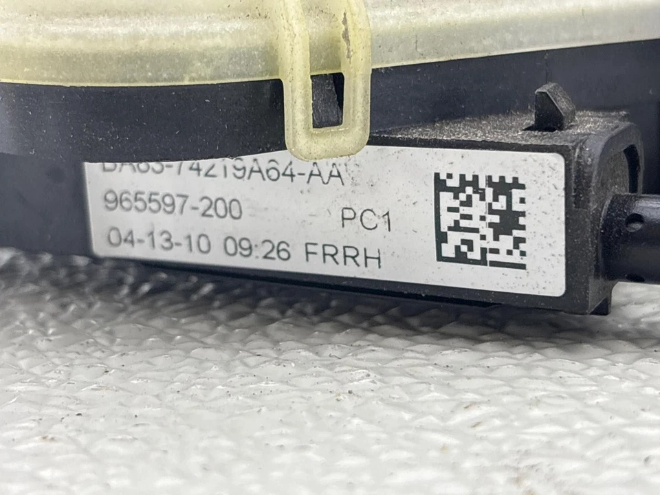 Manija de puerta exterior delantera derecha Ford Flex 2009-2019 y actuador de cierre de cerradura Foto 4 de 4