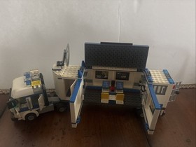 LEGO City: Mobile Police Unit (7288)W/box, W/instructions, 100% Complete RETIRED