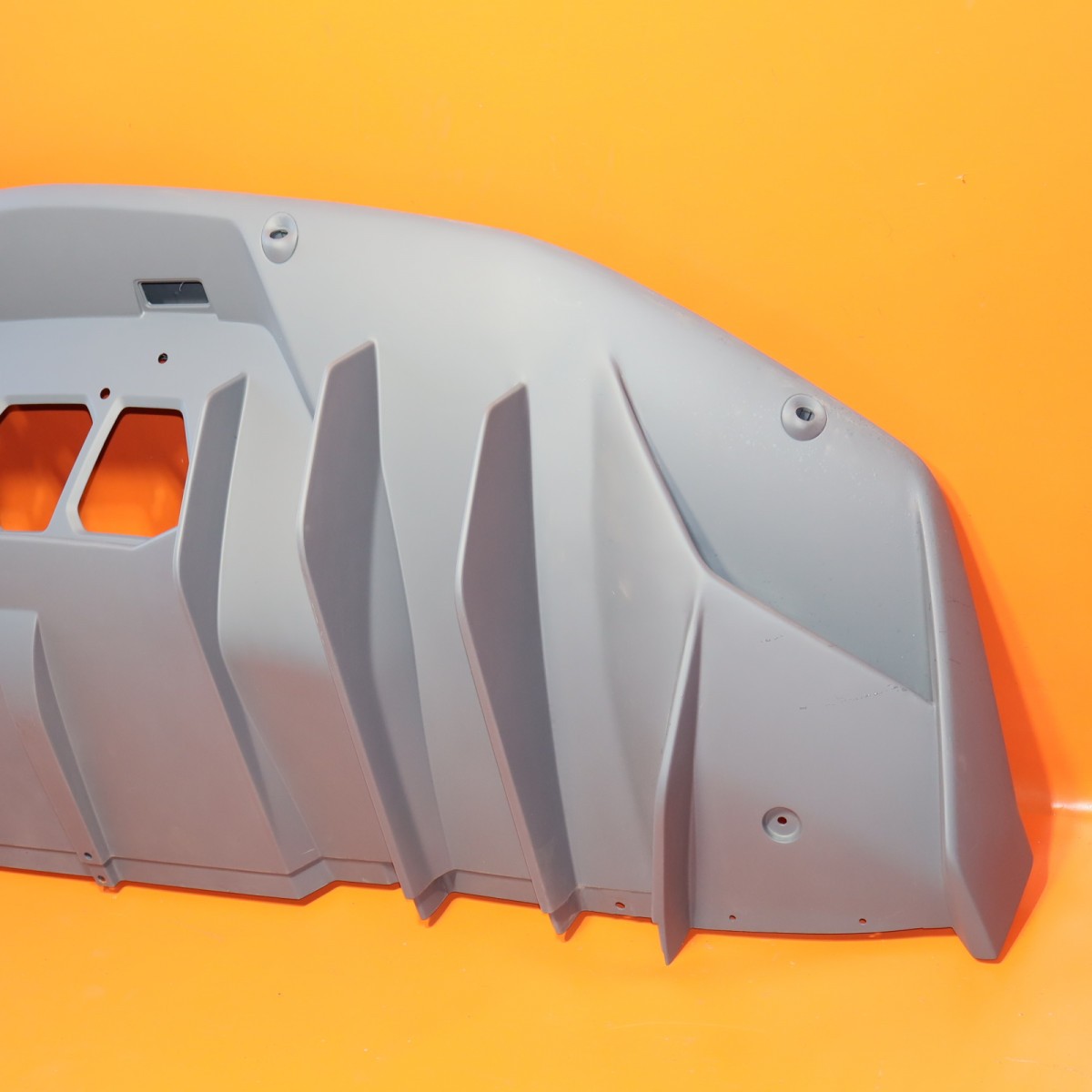 LAMBORGHINI AVENTADOR SVJ REAR BUMPER LOWER 2021 2022 470807107B RECONDITIONED