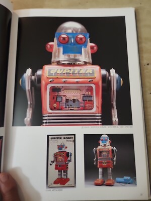 Teruhisa Kitahara / TIN TOY ROBOTS T Kitahara Collection