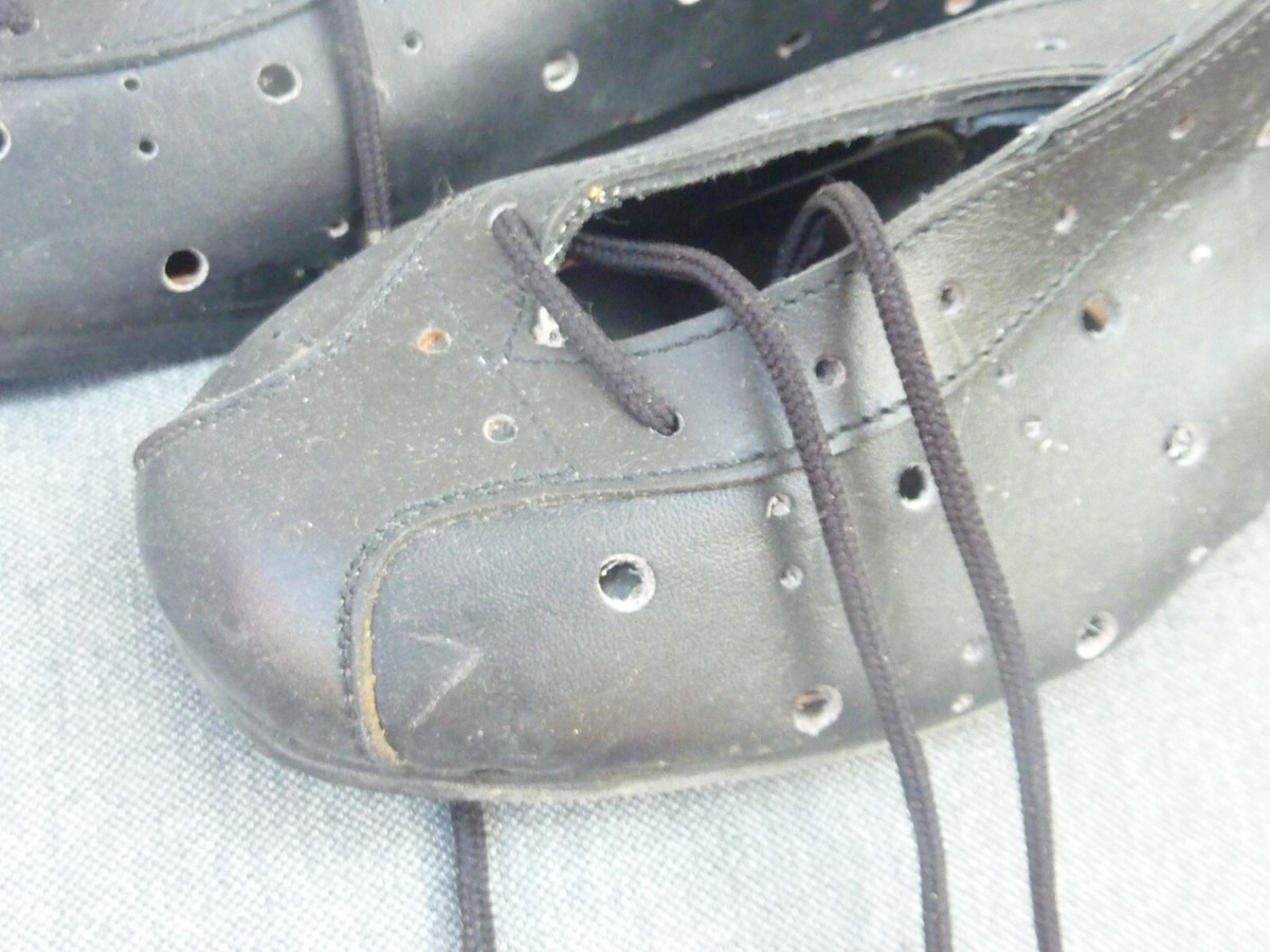 Chaussures Cyclisme Vintage Rivat – Taille 37 – Années 80 – Fabriquées En France