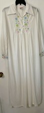 Vintage Saramal Nightgown Size Small Big Collar White Embroidered Flowers Nighti