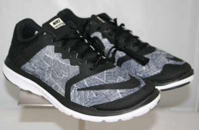 nike fs lite run 3 womens black and white