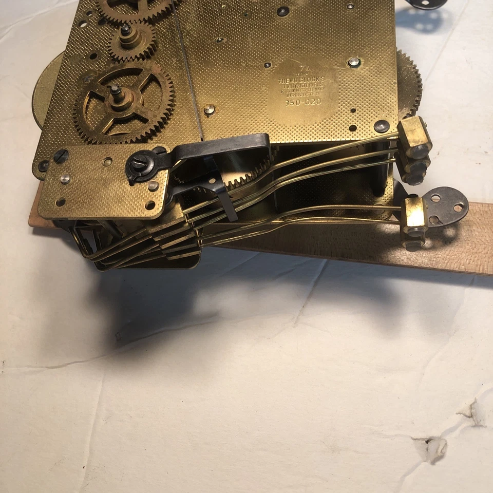 Vintage Trend Clocks West Germany Mantle Winding Clock Part  Movement # 74 - Image 4 of 4