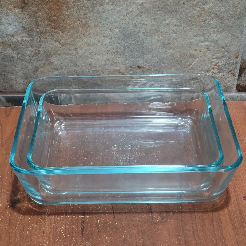 Pyrex Vintage Baking Dishes - Highly rated Buy It For Life recommendation