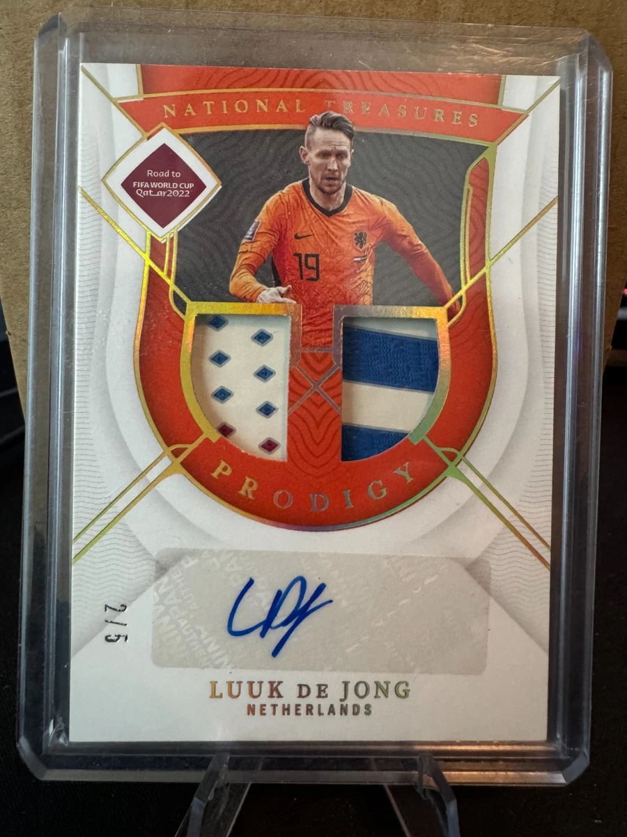 2022 Panini National Treasures Road to FIFA World Cup Soccer