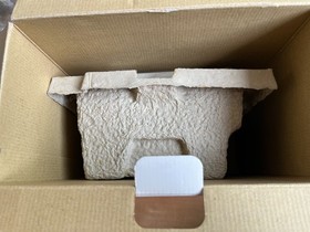 SEGA DreamCast Console (HKT-3000) & Controller with 2 games and BOX and Manual