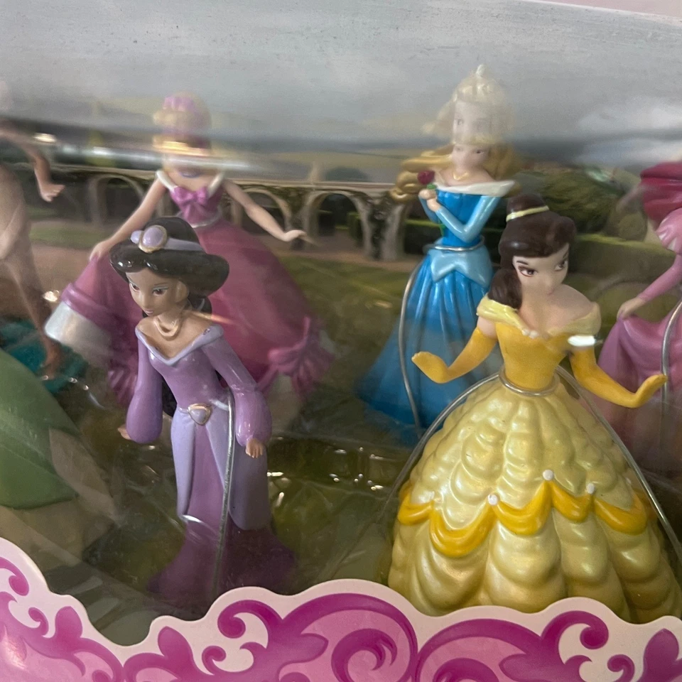Juego de estatuilla de princesa Disney adorno de pastel 7 piezas Belle Ariel y más NUEVO Foto 3 de 4