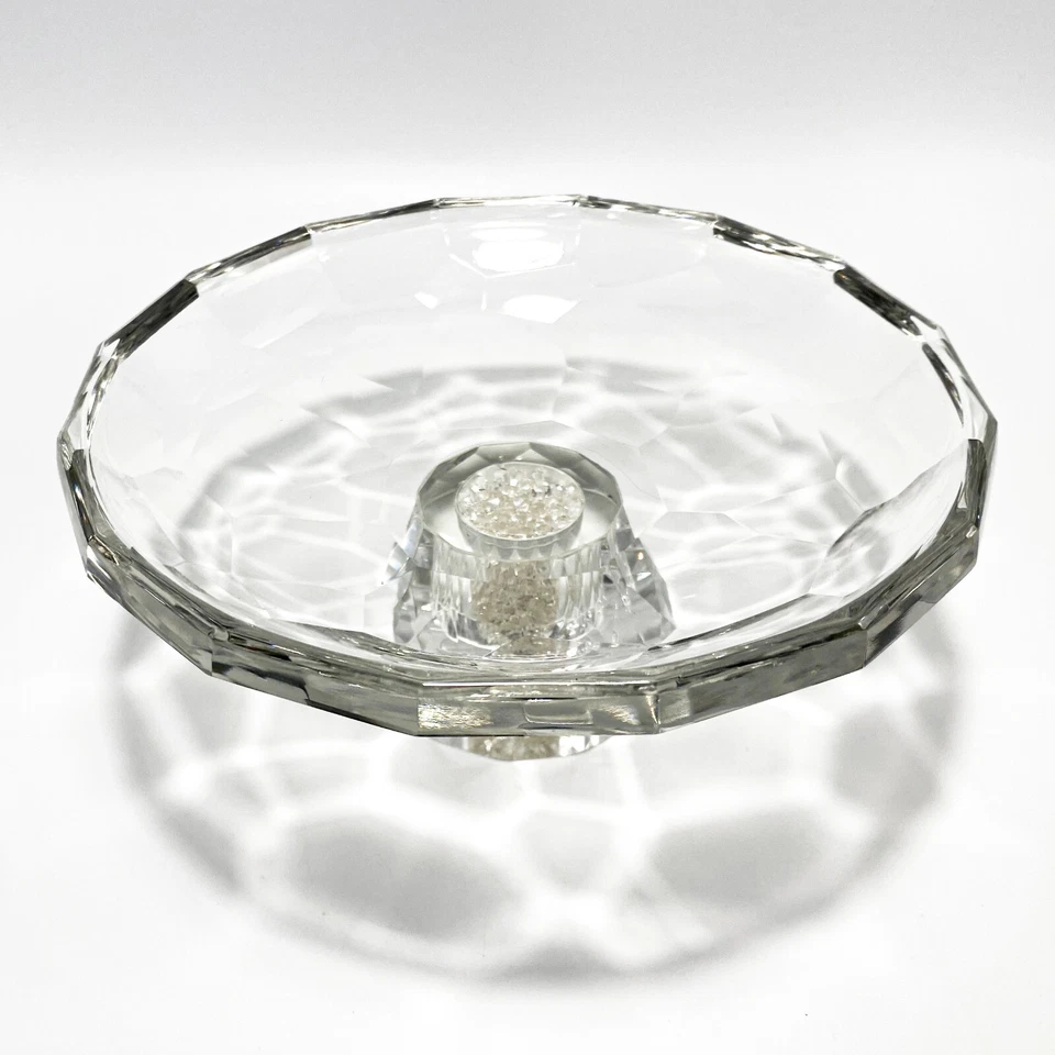 Plato de cristal Preston OLEG CASSINI con base con patas de diamante sintético - Joyería de caramelo Foto 2 de 4