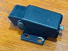 Harman Kardon ST5 Turntable Parts - Dust Cover Hinge 1 