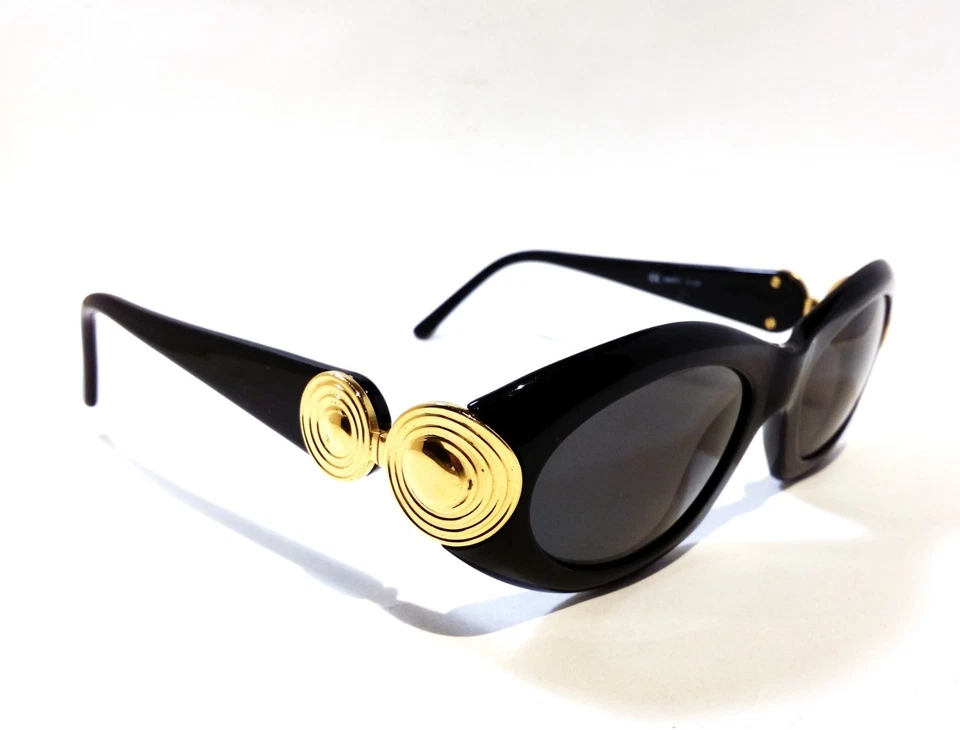 Nuevas gafas de sol VENTURA Magic negras ovaladas para mujer MINDY C130 - Hechas en Italia Foto 3 de 4