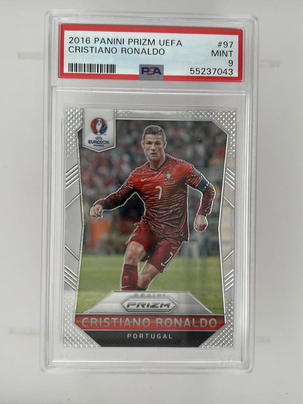 2016 Panini Prizm UEFA Cristiano Ronaldo CR7 #97 PSA 9 MINT