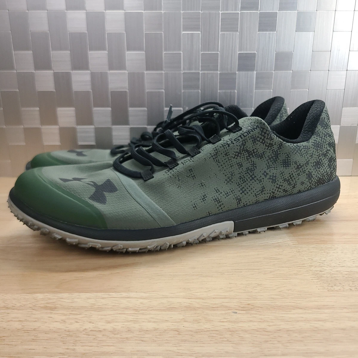 Under Armour Mens Speed Tire Ascent Low Training Shoes Size 15 Trail Army Green