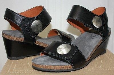 taos carousel 2 taupe