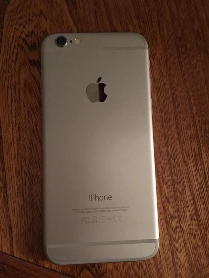 Apple iPhone 6 · 128GB, photo 1 sur 2