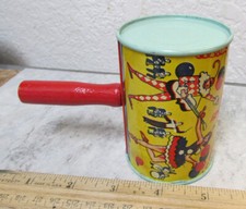 Vintage Metal noise maker toy, US Metal Toy Co, shaker style, Tin Lithograph toy