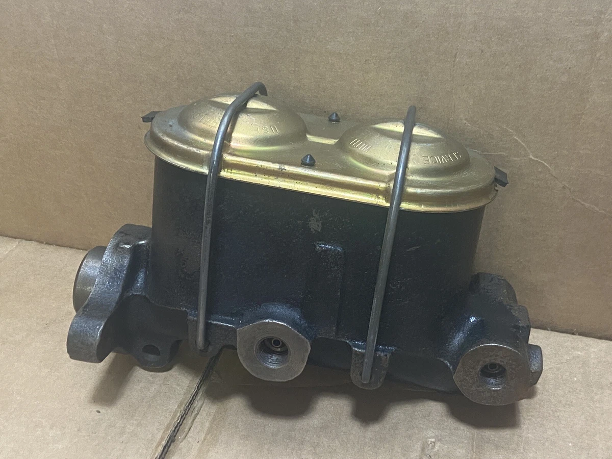 GM 5468115 Master Cylinder with J1703 Lid -- NOS OEM | eBay