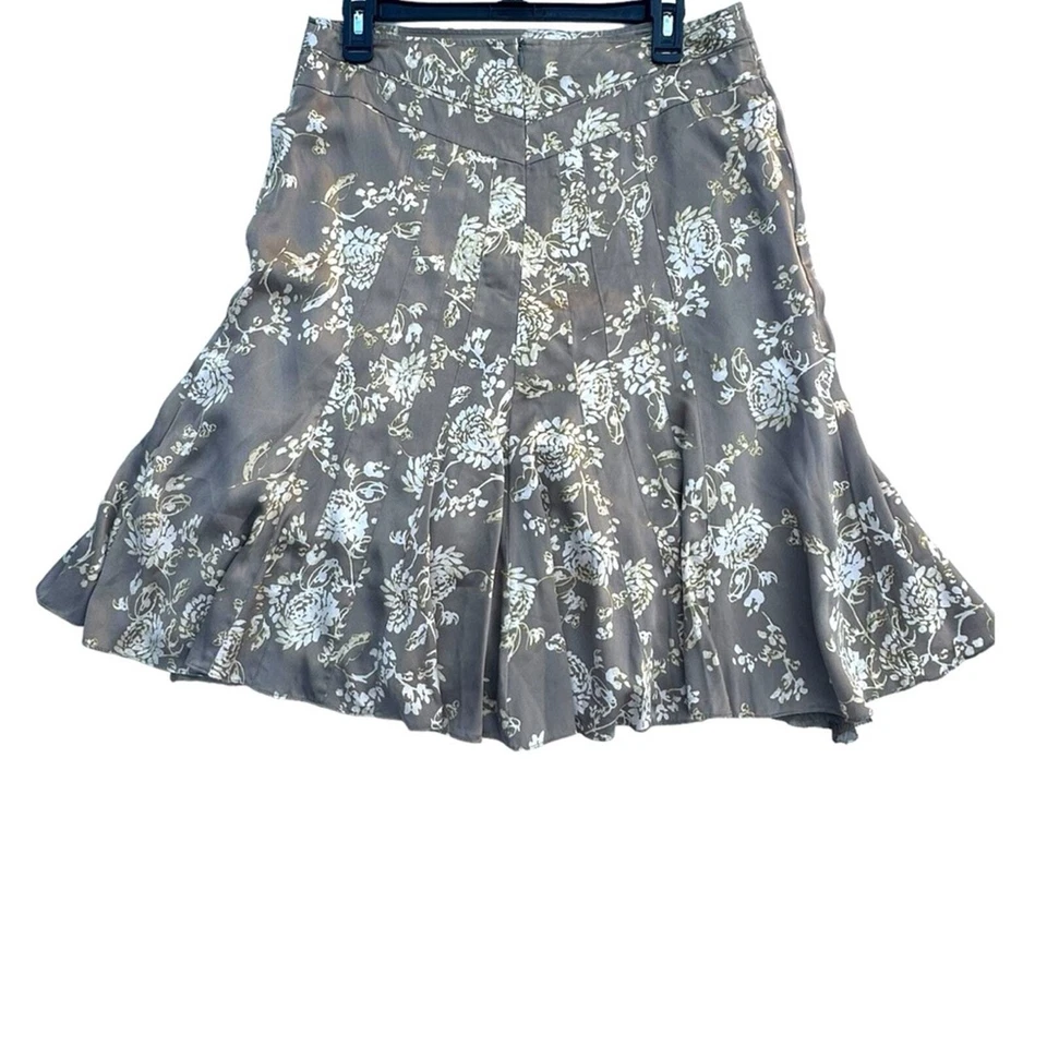 Banana Republic Silk Floral Print Midi Skirt, Neutral, Romantic, Feminine Size 6 - Image 2 of 4