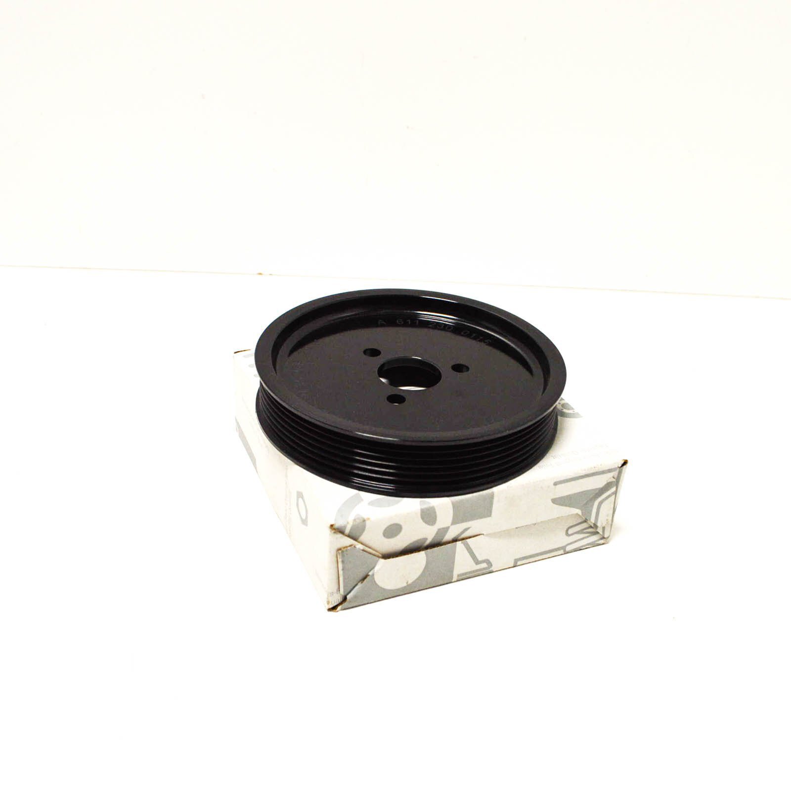 Mercedes Benz E Class W210 Power Steering Pulley A6112300115 NEW  