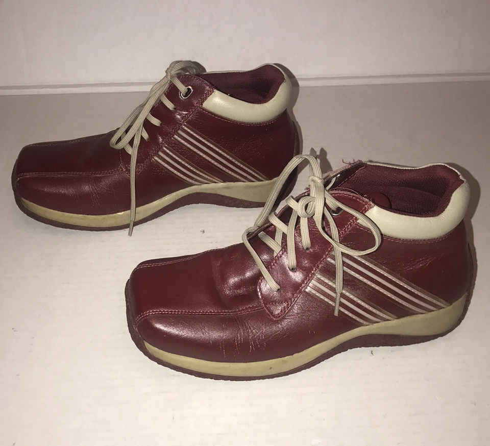 De Colección Años 90 Y2K Wanted Rojo Puntera Cuadrada Senderista Botas Altas Zapatos talla 7M Foto 4 de 4