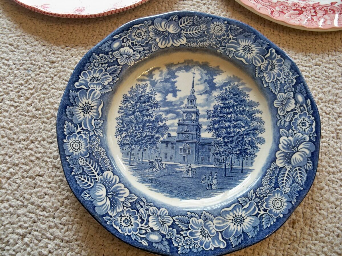 Vintage Dinner Plates Staffordshire Liberty Blue Royal Art Vintage Dinner Plates Staffordshire Liberty Blue Royal Art
