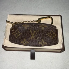 VTG Louis Vuitton Monogram Pochette Cle Coin Case  Key Holder W/Box and Dust bag