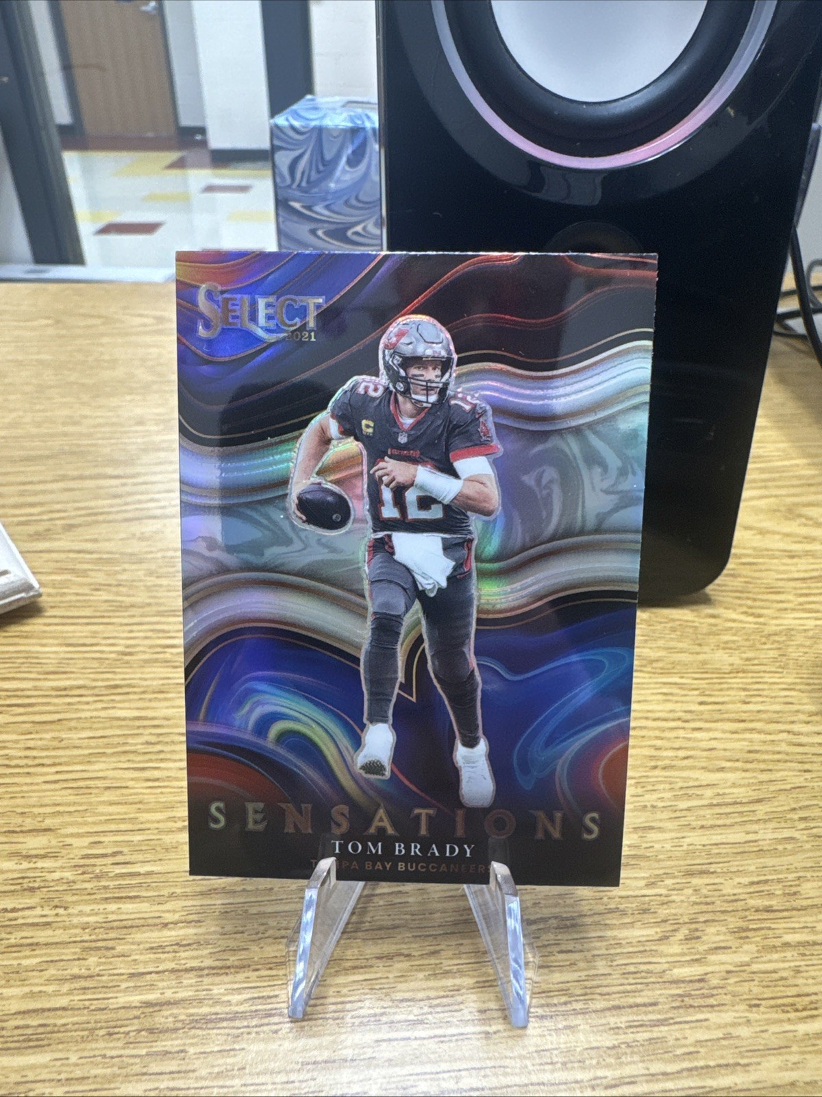 TOM BRADY 2021 SELECT FOOTBALL SENSATIONS SILVER PRIZM BUCCANEERS Q0196