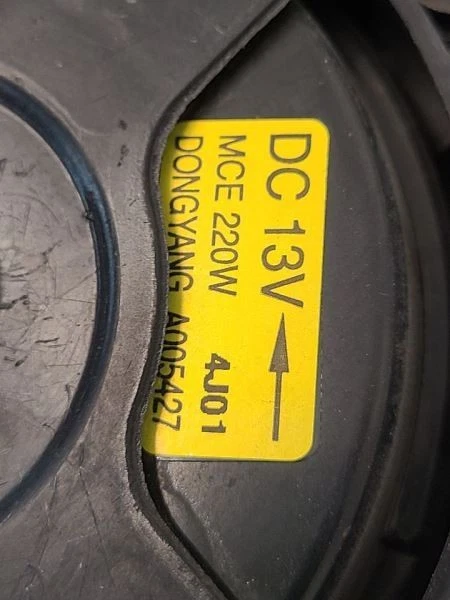 2013-2015 雪佛兰 SPARK 散热器 风扇 电机 风扇总成 型号 AC Opt C60 — 第 3/4 张图片