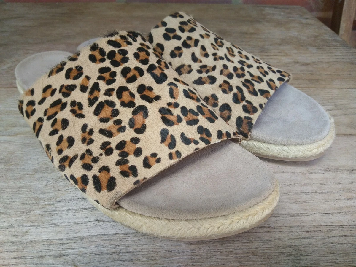 Leopard print hotsell sliders