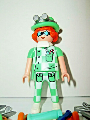 Playmobil,DENTIST with DENTAL TOOLS,TOOTH BRUSH AND TOOTH PASTE